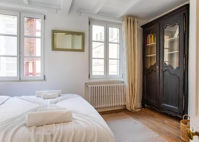 Semesterbostad La Ralph - - *